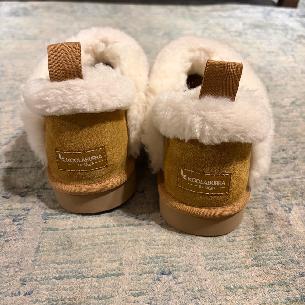 Koolaburra by Ugg Women's Tan and Cream Slippers
